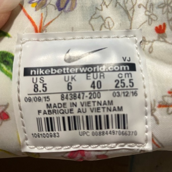 Nike Tan Leather Cortez Sneakers Size 8.5 - Picture 6 of 7